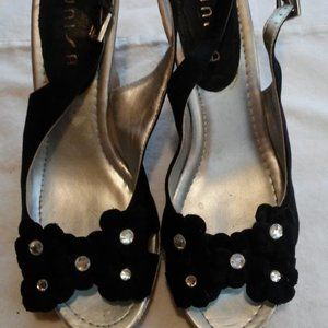 Unisa Black Wedge Shoes